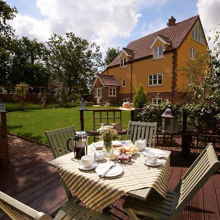 Sunset House Bed And Breakfast East Harling Dış mekan fotoğraf